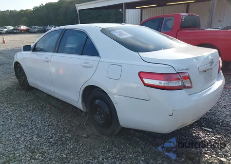 2010 Toyota Camry из США, поврежденный, VIN 4T1BF3EK1AU519258